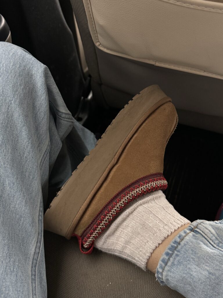 How to Style UGG Tasman Slippers in 2026 (10+ Outfit Ideas)