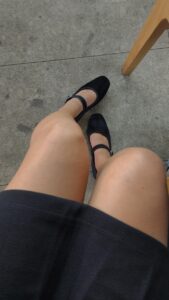 How to Style Ballet Flats? 10 Chic Outfit Ideas You’ll Actually Wear